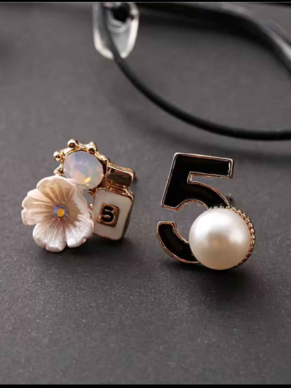 Gorgeous Black and White Pearl and Number Post or Stud Earrings. NEW